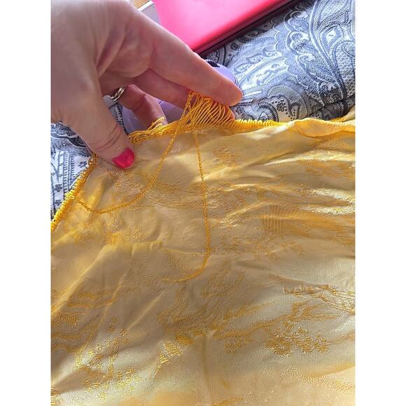 Yellow Embroidered Japanese Tree House Fringe Upright Piano Top Cover 62"x47" - Picture 7 of 7